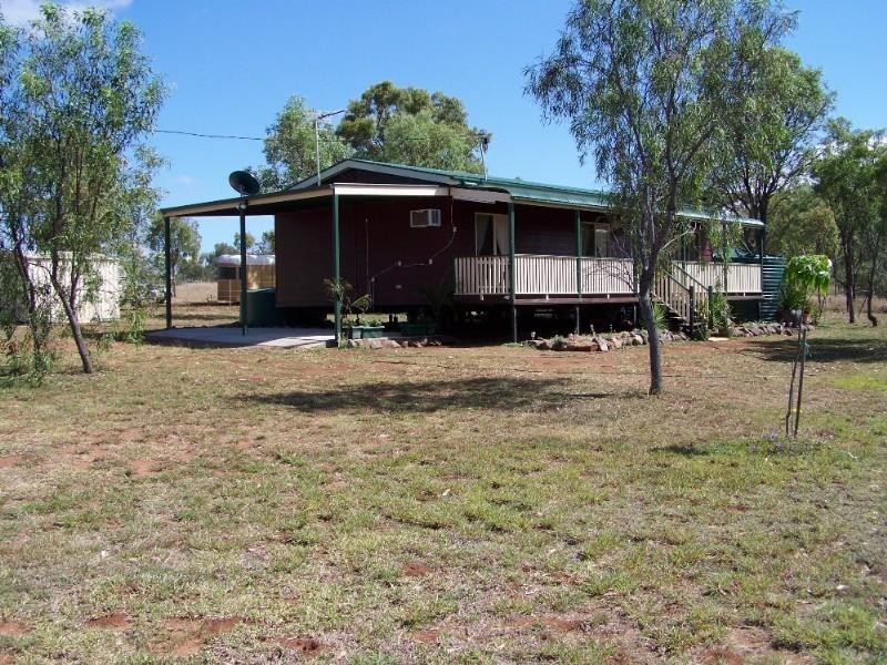 . Arthur Street, Westwood QLD 4702