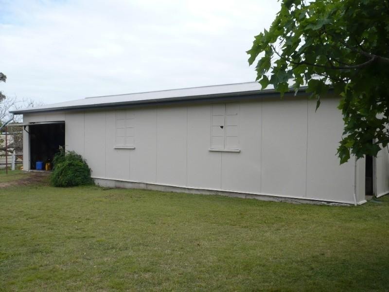 142 Peckovers Road, Cawarral QLD 4702