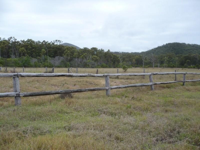 142 Peckovers Road, Cawarral QLD 4702