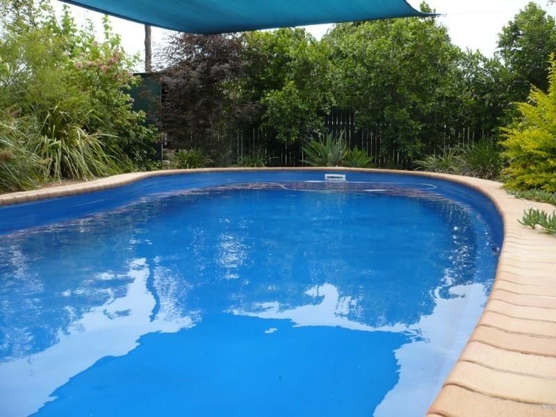 142 Peckovers Road, Cawarral QLD 4702