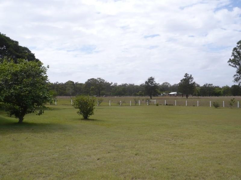 142 Peckovers Road, Cawarral QLD 4702