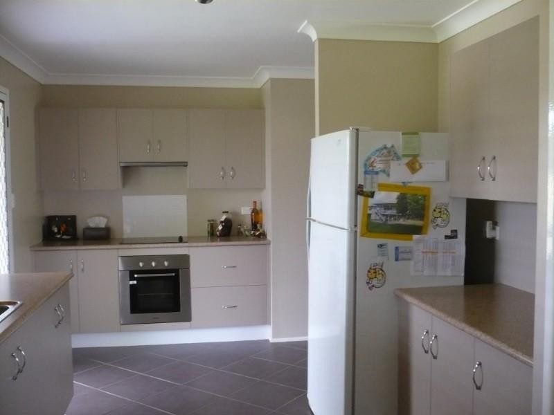 142 Peckovers Road, Cawarral QLD 4702