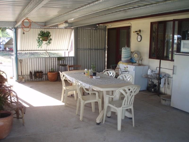 165 Somerset Road, Gracemere QLD 4702