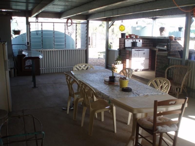 165 Somerset Road, Gracemere QLD 4702