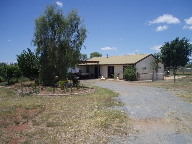 165 Somerset Road, Gracemere QLD 4702