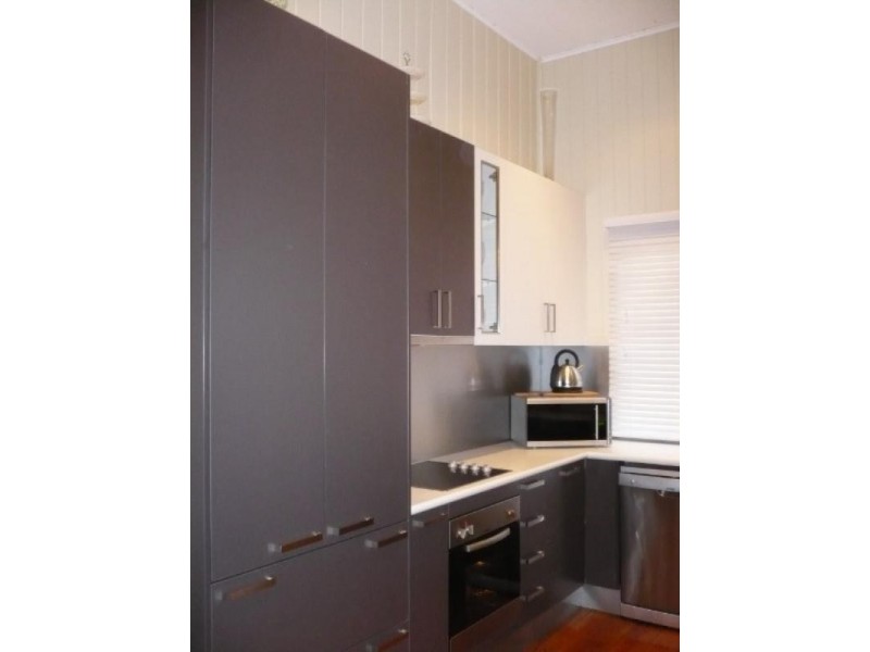 170 West Street, Allenstown QLD 4700