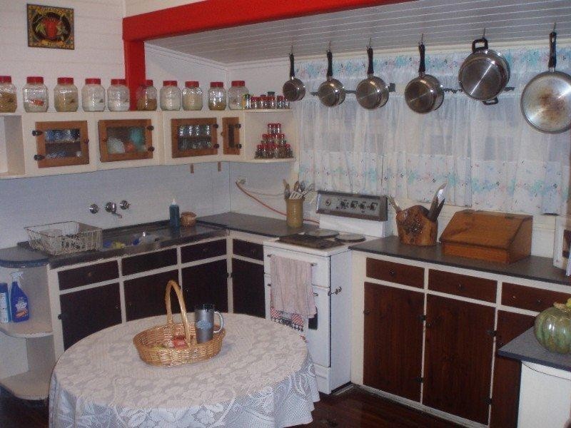 455 Alton Downs-Nine Mile Road, Alton Downs QLD 4702