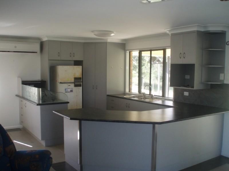 67 Moonmera Street, Kabra QLD 4702