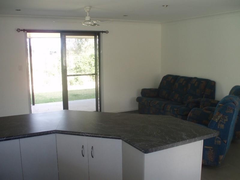 67 Moonmera Street, Kabra QLD 4702