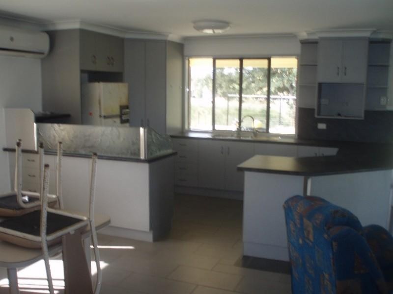 67 Moonmera Street, Kabra QLD 4702