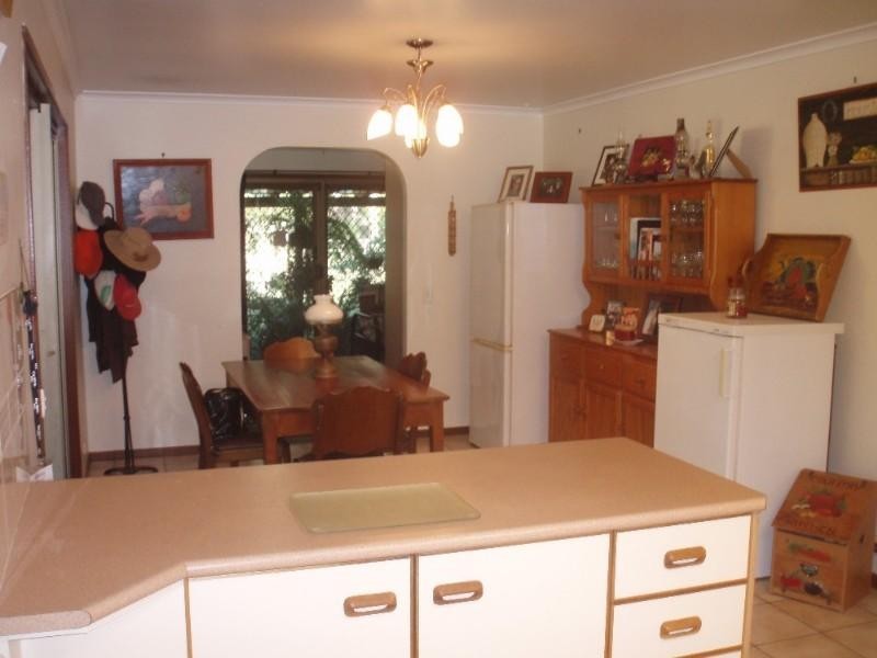 35 Beak Street, Gracemere QLD 4702