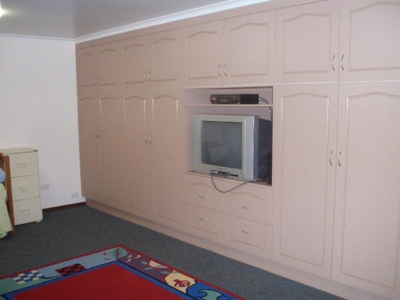 35 Beak Street, Gracemere QLD 4702