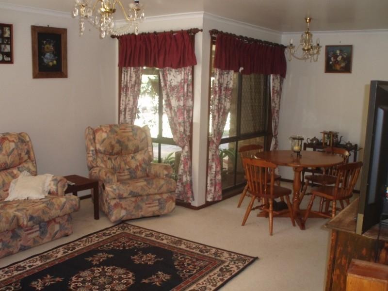 35 Beak Street, Gracemere QLD 4702