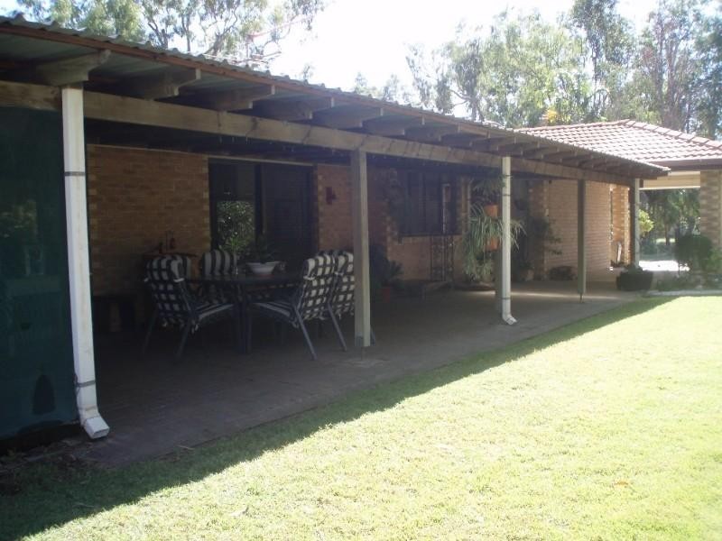 35 Beak Street, Gracemere QLD 4702