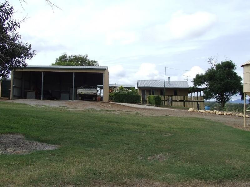 356 Mount Larcom-Bracewell Road, Mount Larcom QLD 4695
