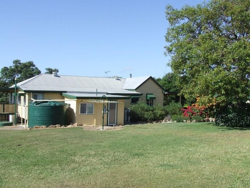 356 Mount Larcom-Bracewell Road, Mount Larcom QLD 4695