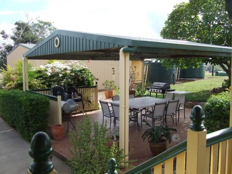 356 Mount Larcom-Bracewell Road, Mount Larcom QLD 4695