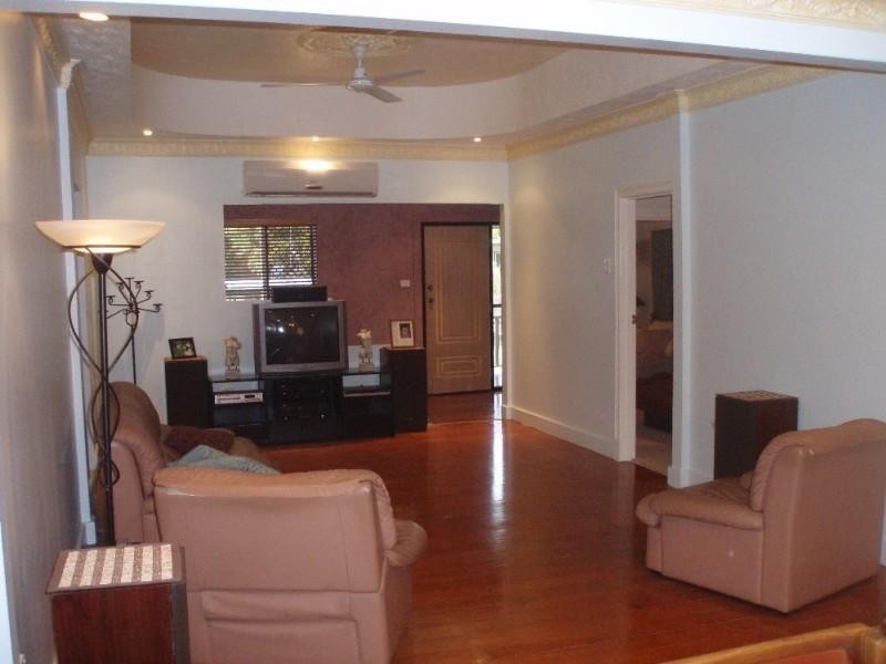 23 Thackeray Street, Park Avenue QLD 4701