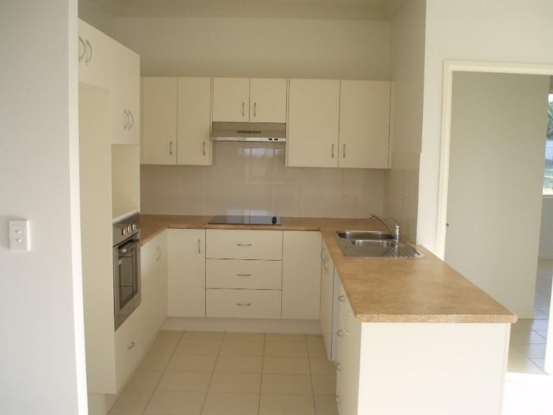 38 Lamb Avenue, Gracemere QLD 4702