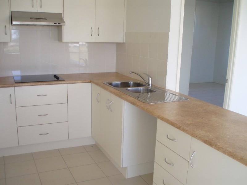 38 Lamb Avenue, Gracemere QLD 4702