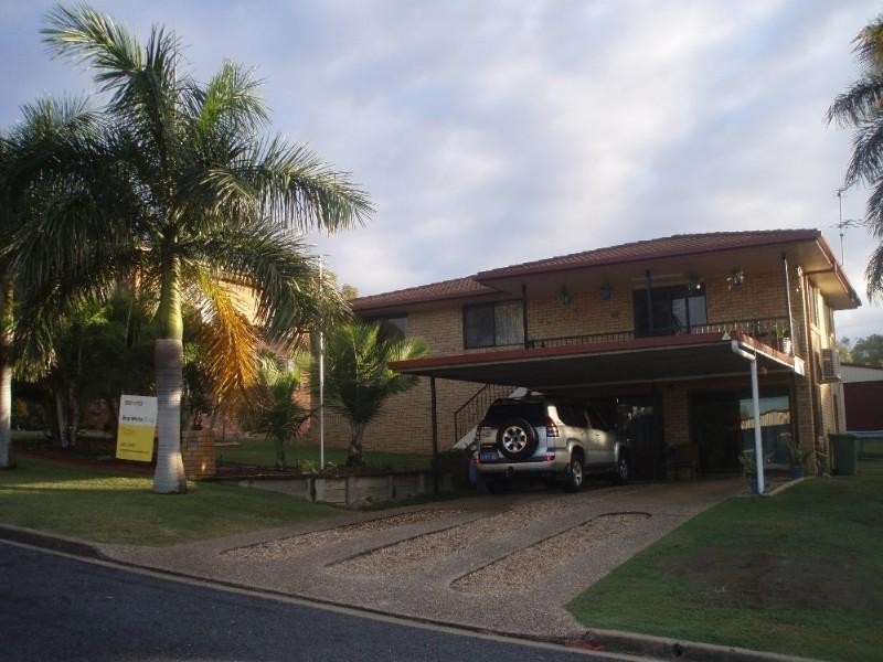 15 Sunrise Crescent, Gracemere QLD 4702