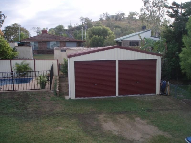 15 Sunrise Crescent, Gracemere QLD 4702