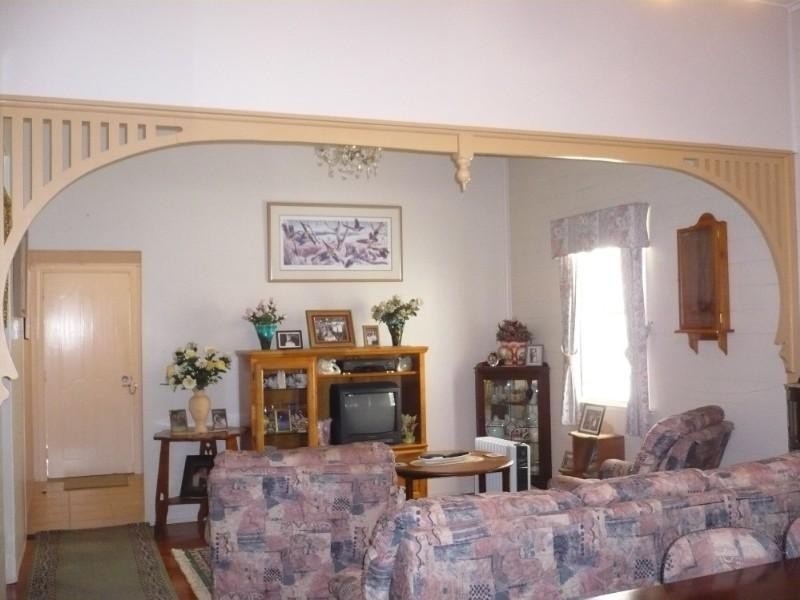 99 West Street, Allenstown QLD 4700