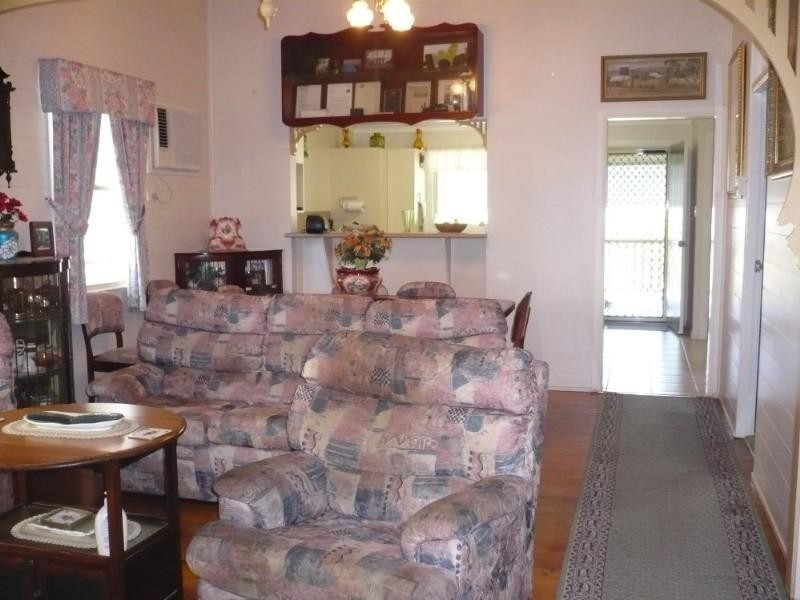 99 West Street, Allenstown QLD 4700