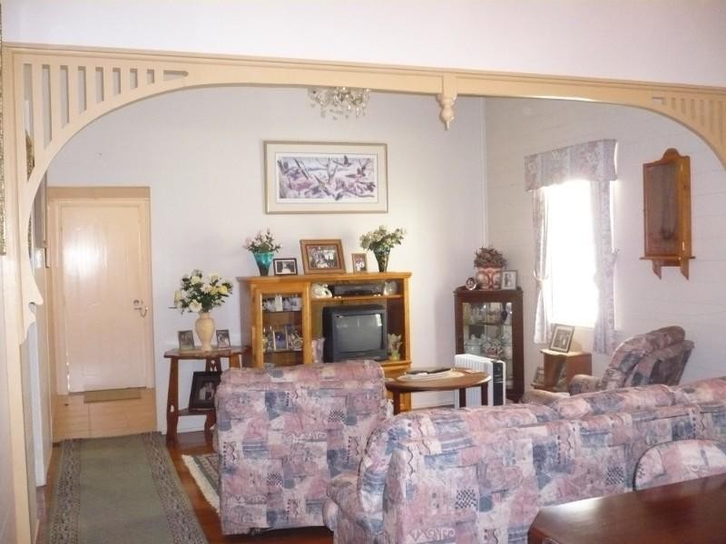 99 West Street, Allenstown QLD 4700