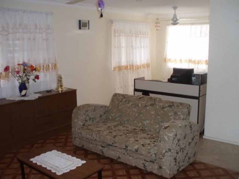 106 Morgan Street, Mount Morgan QLD 4714