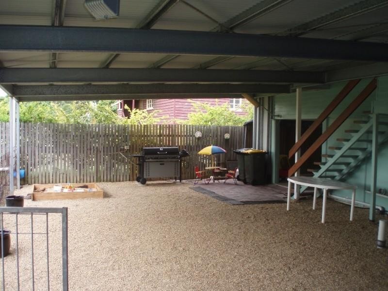 23 Thackeray Street, Park Avenue QLD 4701