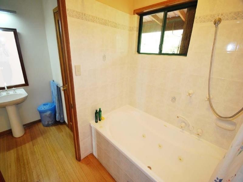 358 Browns Lane, Bungundarra QLD 4703