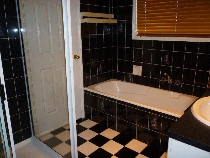 36 Dunnett Street, Gracemere QLD 4702