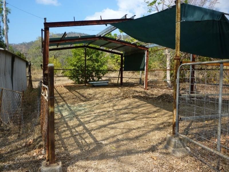 28 Dee Road, Bouldercombe QLD 4702