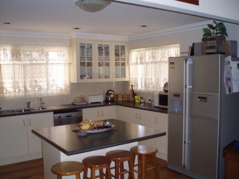 5 Kroombit Drive, Bouldercombe QLD 4702