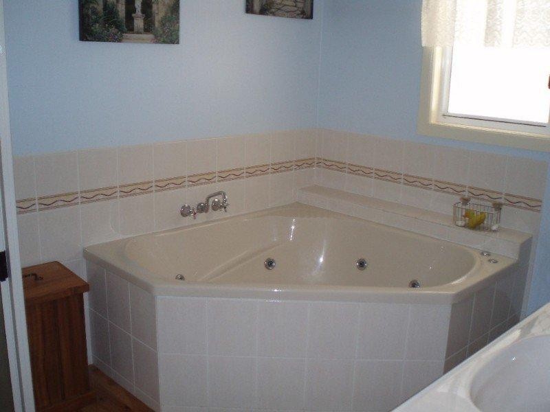 5 Kroombit Drive, Bouldercombe QLD 4702