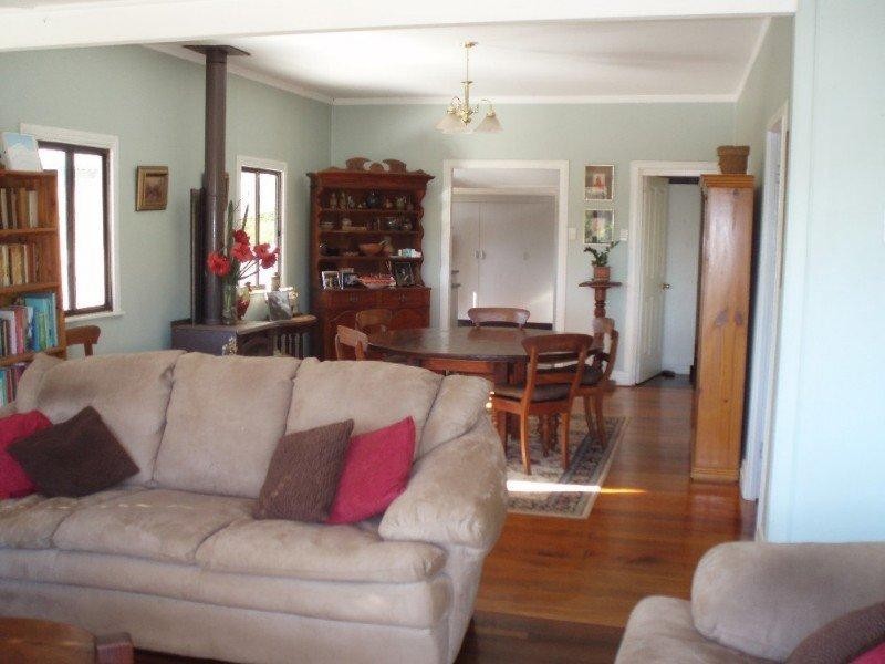 53 Fourteen Mile Road, The Caves QLD 4702