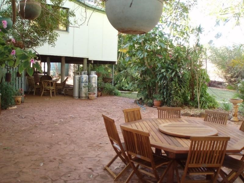 53 Fourteen Mile Road, The Caves QLD 4702