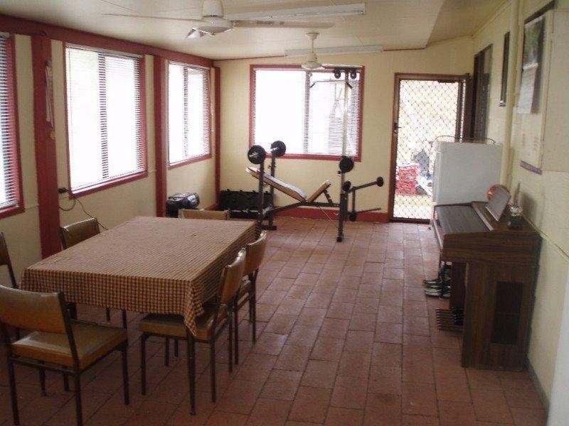 106 Morgan Street, Mount Morgan QLD 4714