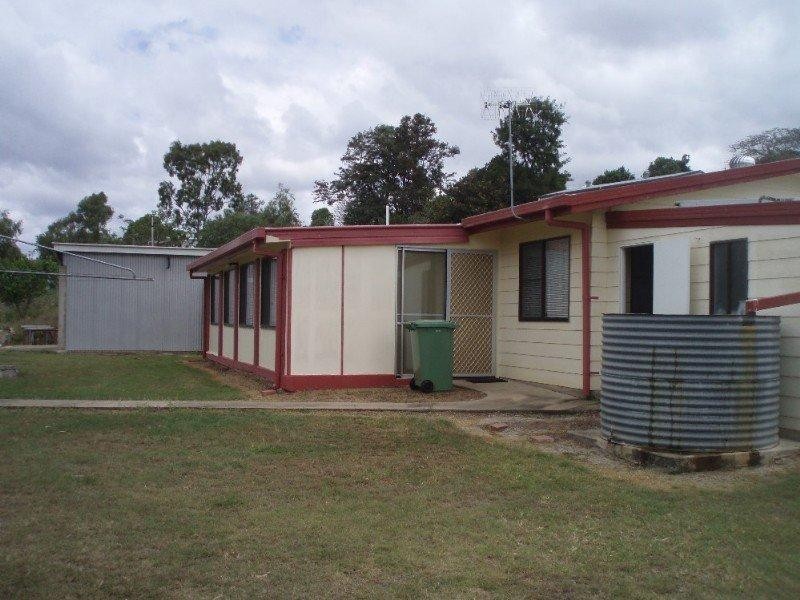 106 Morgan Street, Mount Morgan QLD 4714