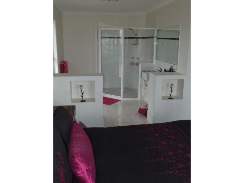 Alton Downs QLD 4702