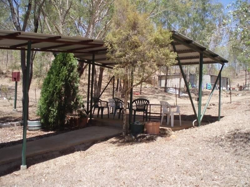 12 Central Street, Mount Morgan QLD 4714