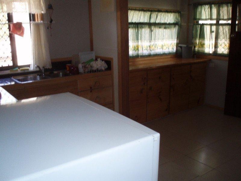 12 Central Street, Mount Morgan QLD 4714