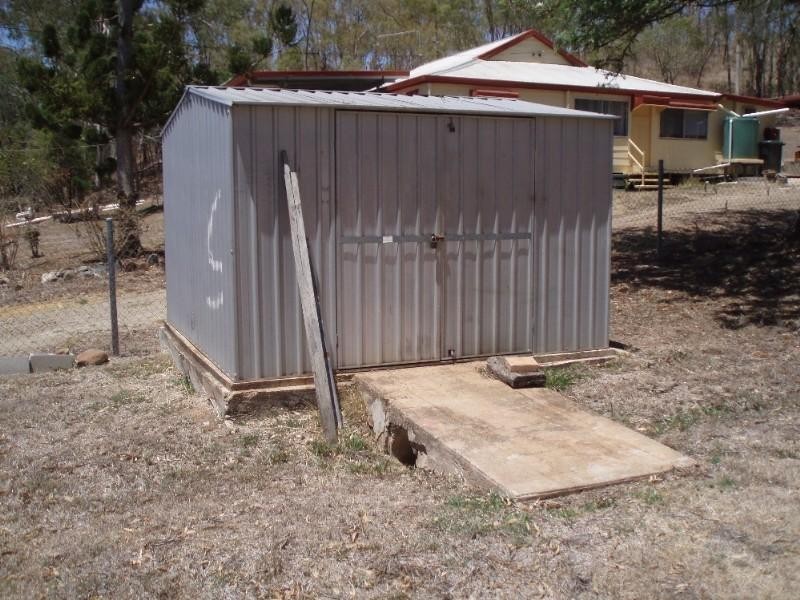 12 Central Street, Mount Morgan QLD 4714