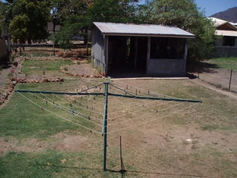 111 Livingstone Street, Berserker QLD 4701