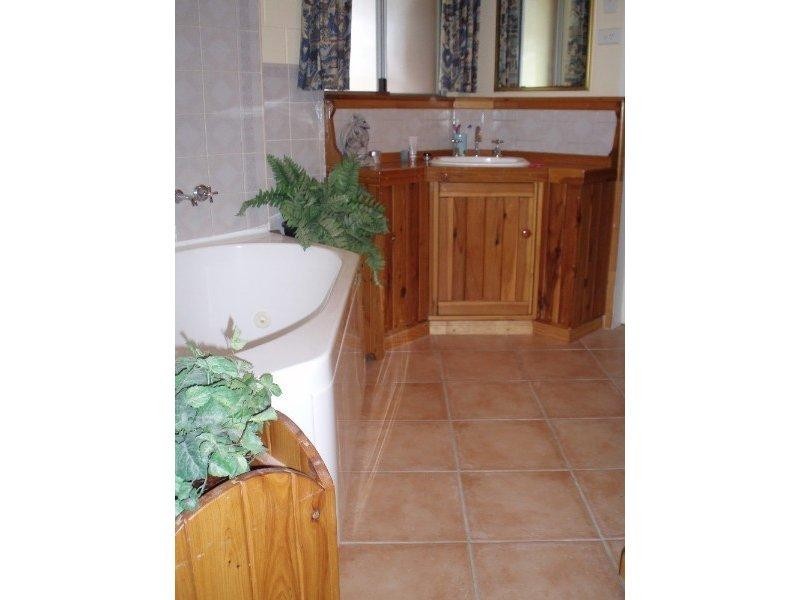 204 Glendale Road, Glendale QLD 4711