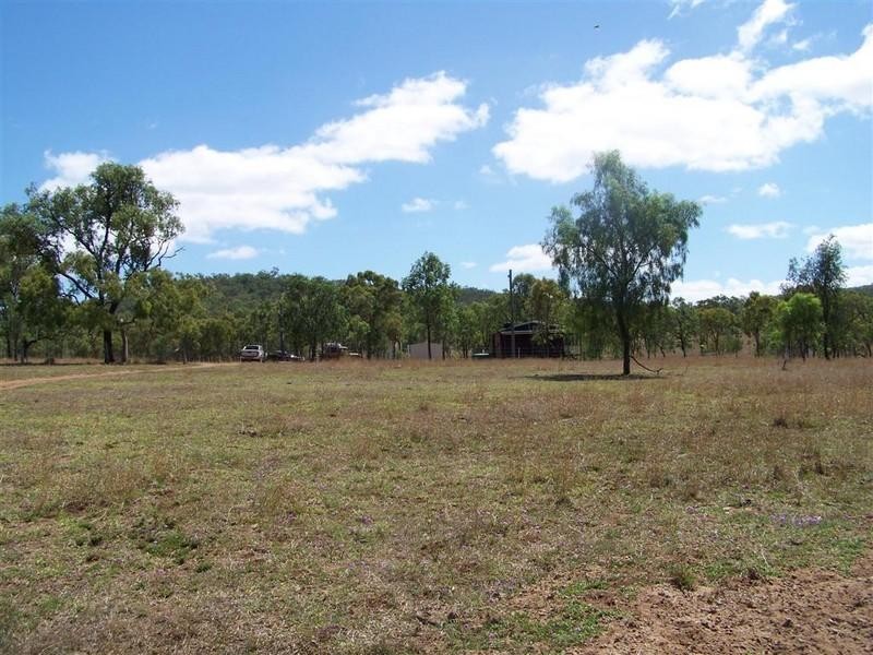 237 Arthur Street, Westwood QLD 4702