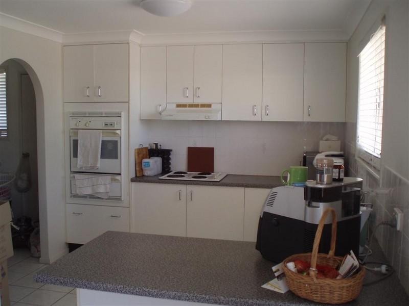 14 Gleeson Close, Gracemere QLD 4702