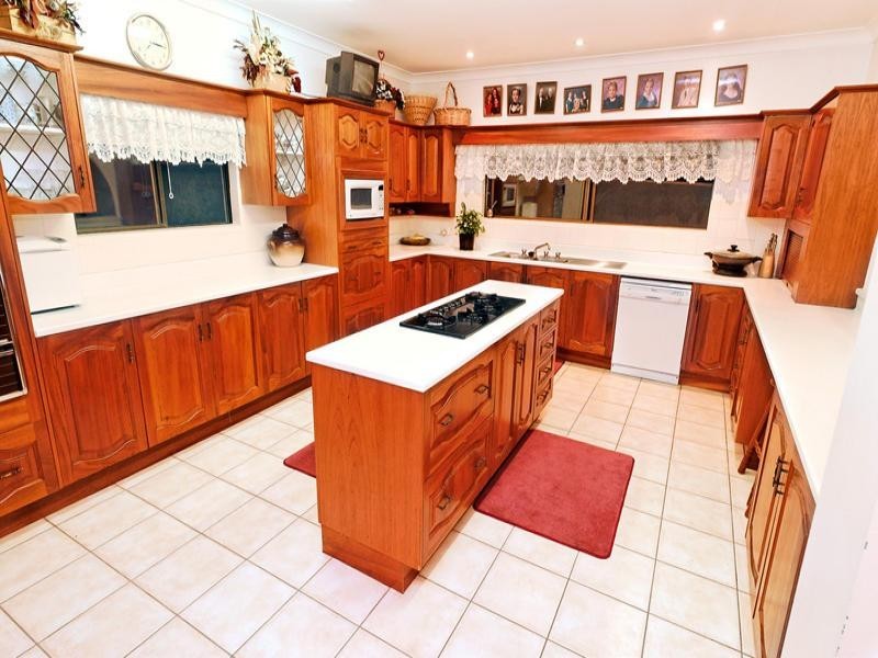 32 Black Gin Creek Road, Alton Downs QLD 4702