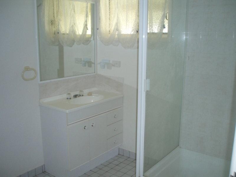 9 Hempseeds Road, Mount Morgan QLD 4714